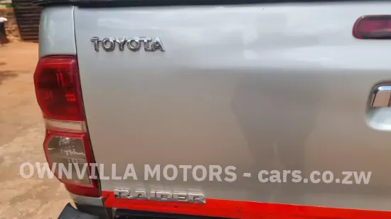 Picture of Toyota Hilux 2010