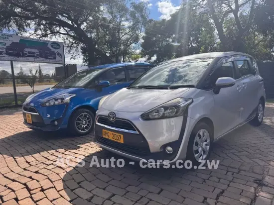 Picture of Toyota Sienta 2017