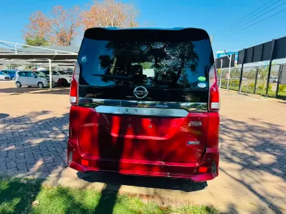 Picture of Nissan Serena 2016