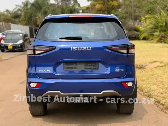 Picture of Isuzu Mu-X 2023
