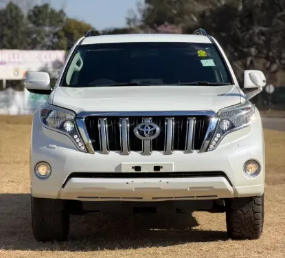 Picture of Toyota Prado 2016