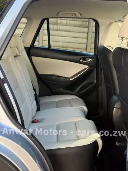 Picture of Mazda CX-5 2016