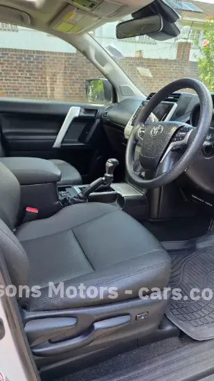 Picture of Toyota Land Cruiser 2018