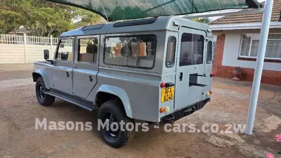 Picture of Land Rover Defender 1999