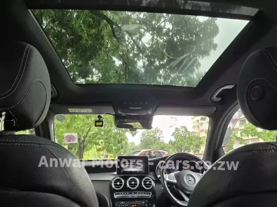 Picture of Mercedes Benz GLC 2017
