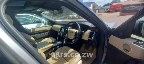 Picture of Land Rover Discovery 2020