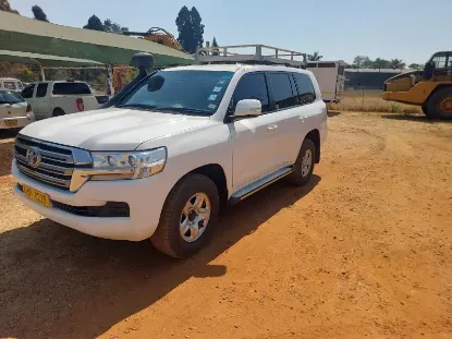 Picture of Toyota Land Cruiser 2016