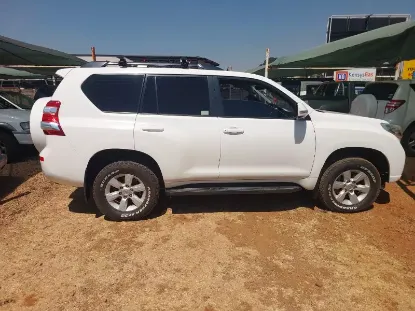Picture of Toyota Land Cruiser 2016