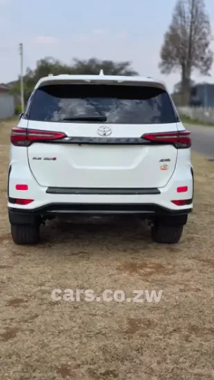 Picture of Toyota Fortuner 2024