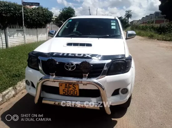 Picture of Toyota Hilux 2012