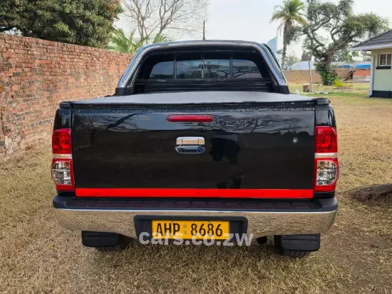 Picture of Toyota Hilux 2013