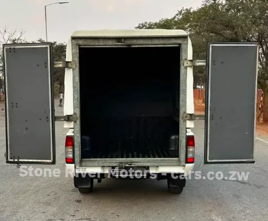 Picture of Nissan NP300 2019