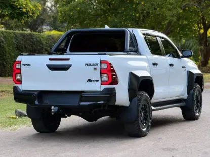 Picture of Toyota Hilux 2025