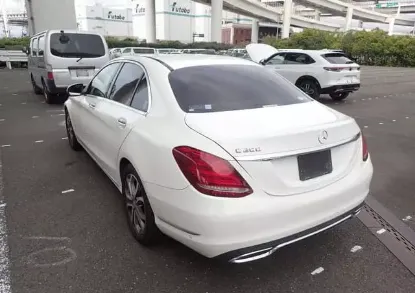 Picture of Mercedes Benz C-Class 2015