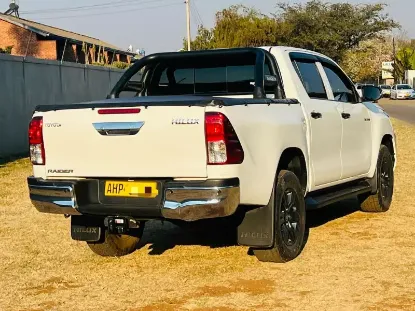 Picture of Toyota Hilux 2021