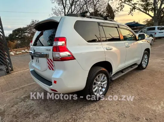 Picture of Toyota Prado 2017