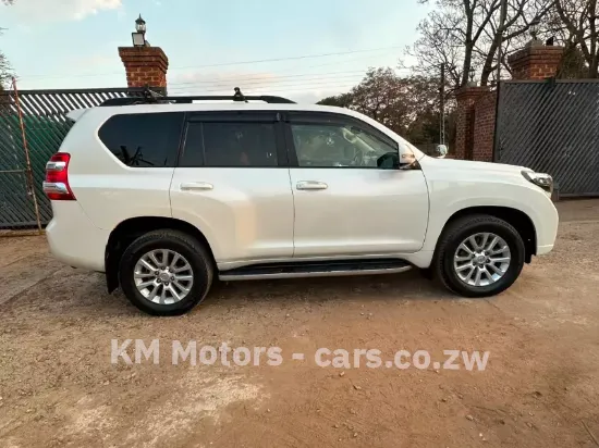 Picture of Toyota Prado 2017