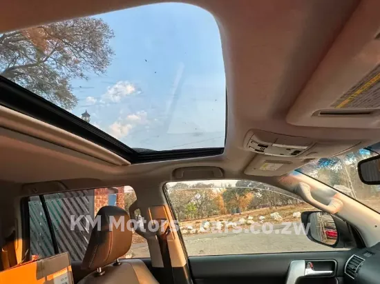 Picture of Toyota Prado 2017