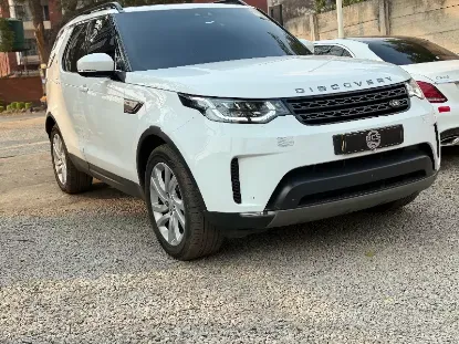 Picture of Land Rover Discovery 2017