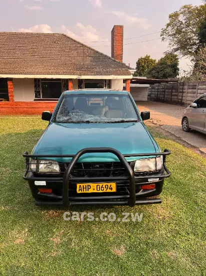 Picture of Isuzu KB280 2005