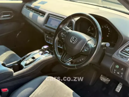 Picture of Honda Vezel 2016