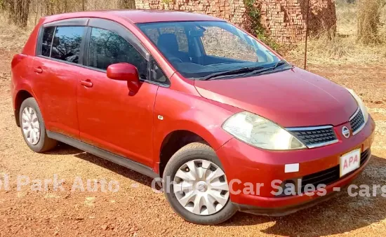 Picture of Nissan Tiida 2005