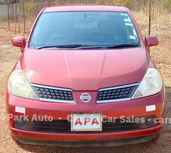 Picture of Nissan Tiida 2005