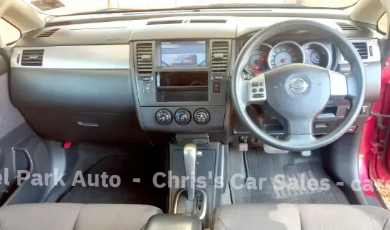 Picture of Nissan Tiida 2005