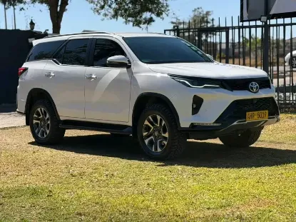 Picture of Toyota Fortuner 2023