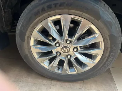 Picture of Toyota Land Cruiser 2021