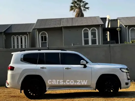 Picture of Toyota Land Cruiser 2023