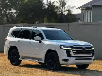 Picture of Toyota Land Cruiser 2023