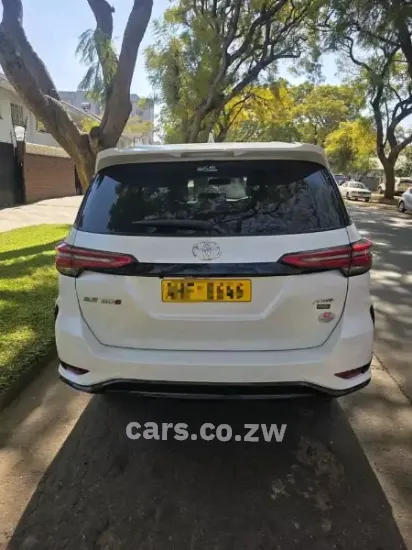 Picture of Toyota Fortuner 2023