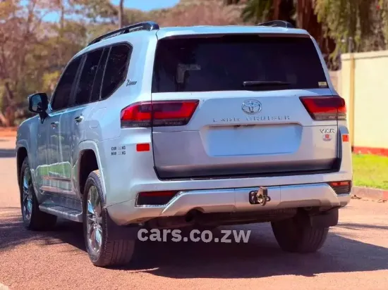 Picture of Toyota Land Cruiser 2022