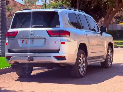 Picture of Toyota Land Cruiser 2022