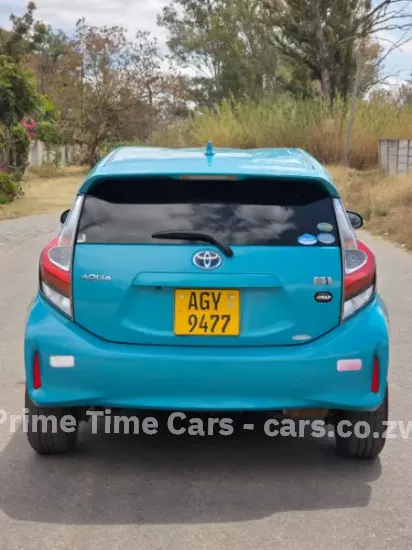 Picture of Toyota Aqua 2017
