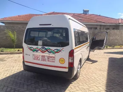 Picture of Foton Quantum 15- Seater