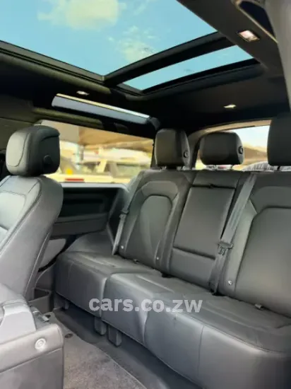Picture of Land Rover Defender 2023