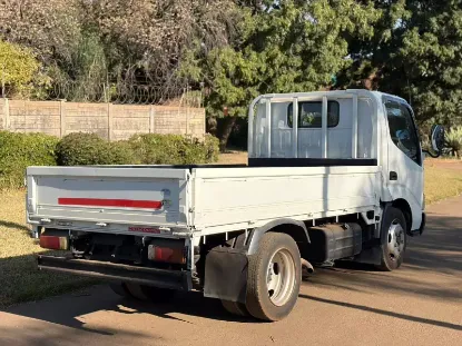 Picture of Hino Dutro 2007