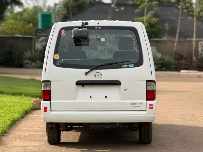 Picture of Mazda Bongo 2018