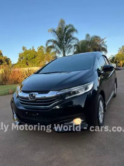 Picture of Honda Fit Shuttle 2017