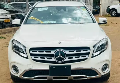 Picture of Mercedes Benz GLA 2017