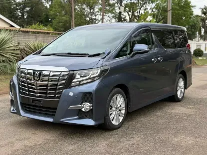 Picture of Toyota Alphard 2016