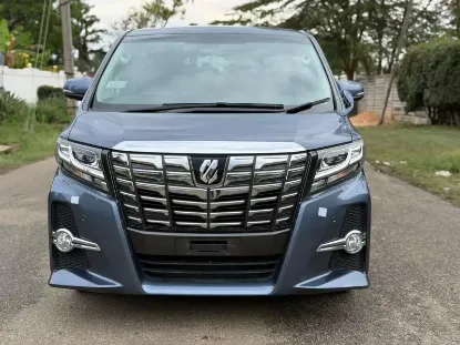 Picture of Toyota Alphard 2016
