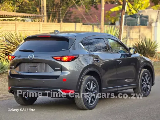 Picture of Mazda CX-5 2017