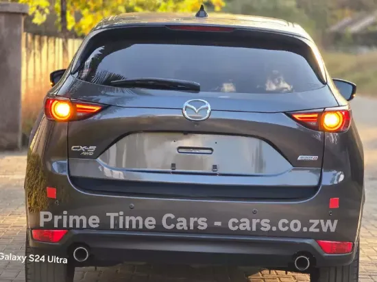 Picture of Mazda CX-5 2017