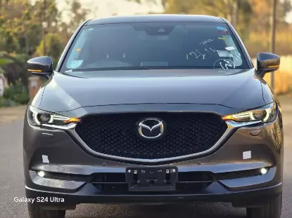 Picture of Mazda CX-5 2017