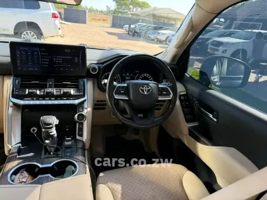 Picture of Toyota Land Cruiser 2023