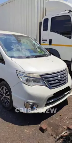 Picture of Nissan Serena 2013