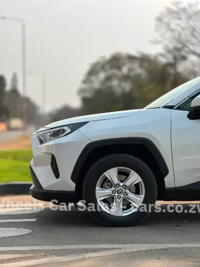 Picture of Toyota Rav4 2022